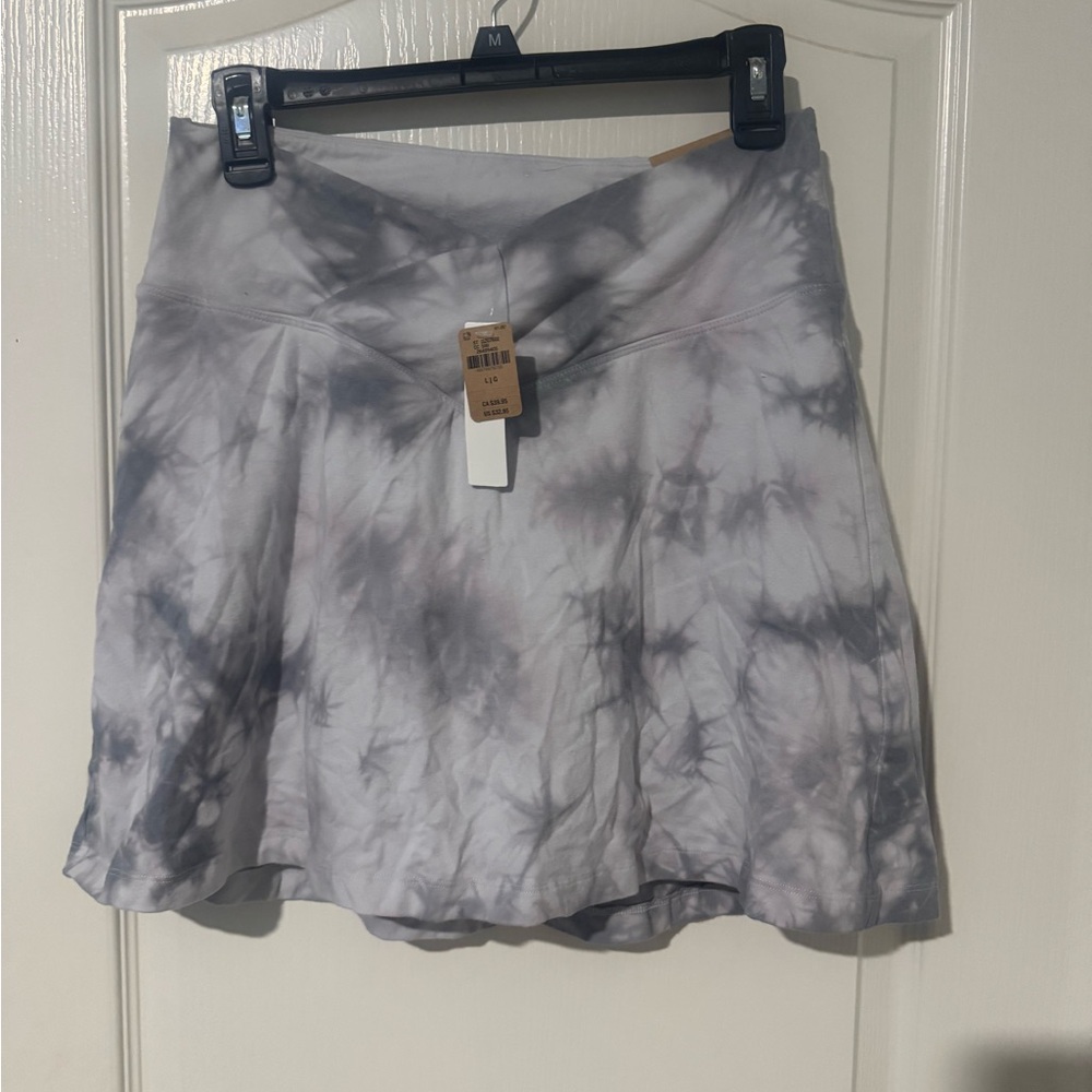 PINK Victoria's Secret Gray Tie-Dye Skort